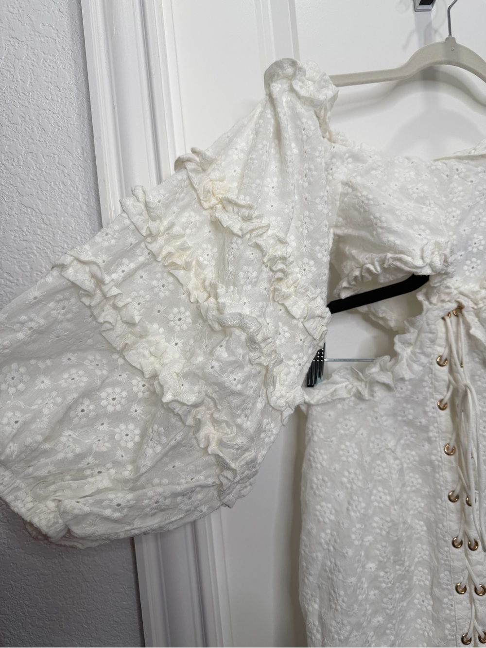 SABO Off Shoulder Eyelet Lace Up Cutout Mini Dress White Medium NWT! - Picture 7 of 11